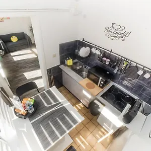 Centre Hidden Gem! For Up To 3 People , Bruxelles Belgique